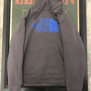 Navy North Face Hoodie.